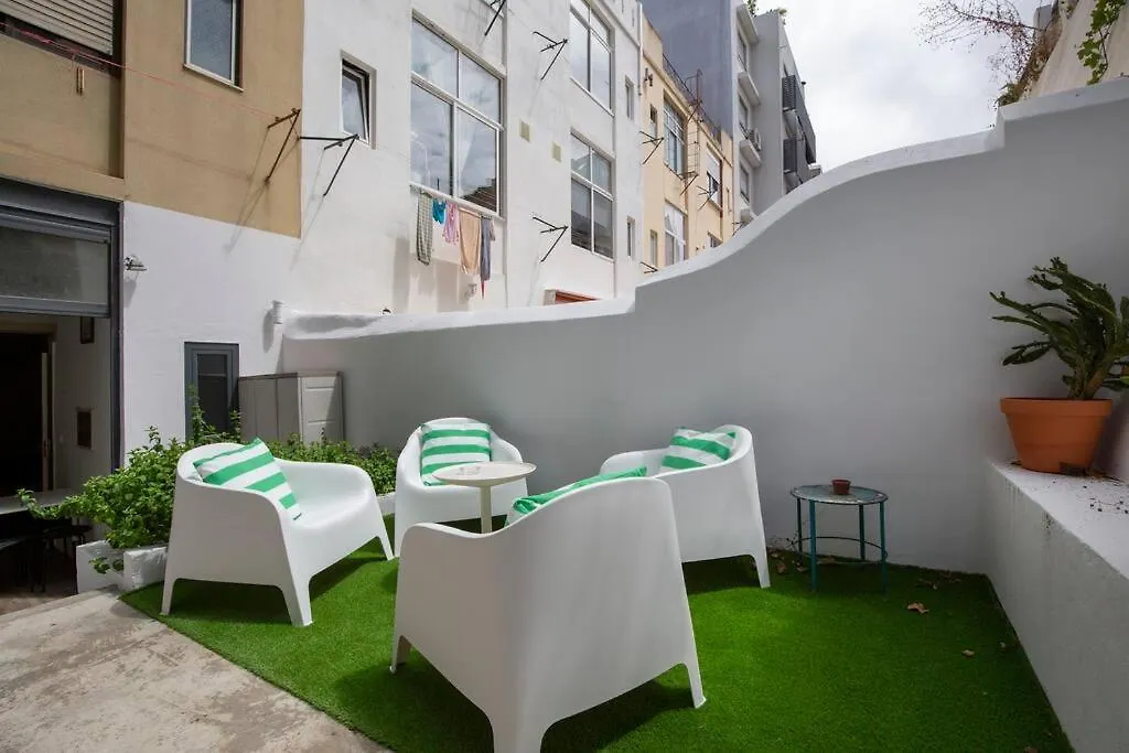 Vintage Apartment W/ Terrace Lisboa Portugal